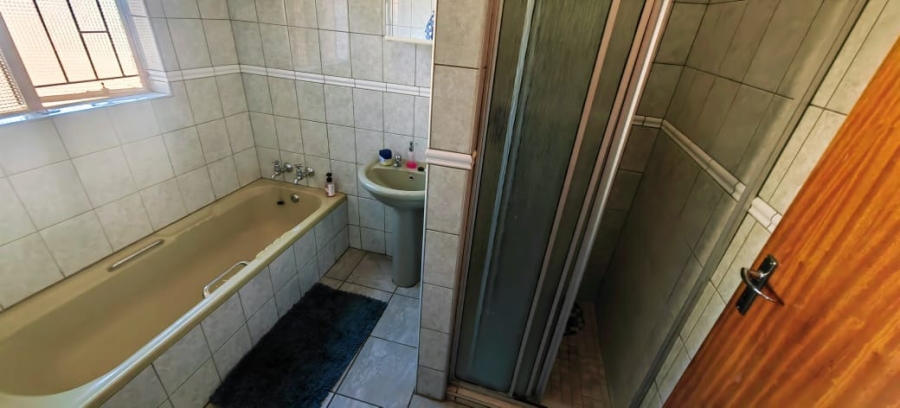 3 Bedroom Property for Sale in Dassie Rand North West